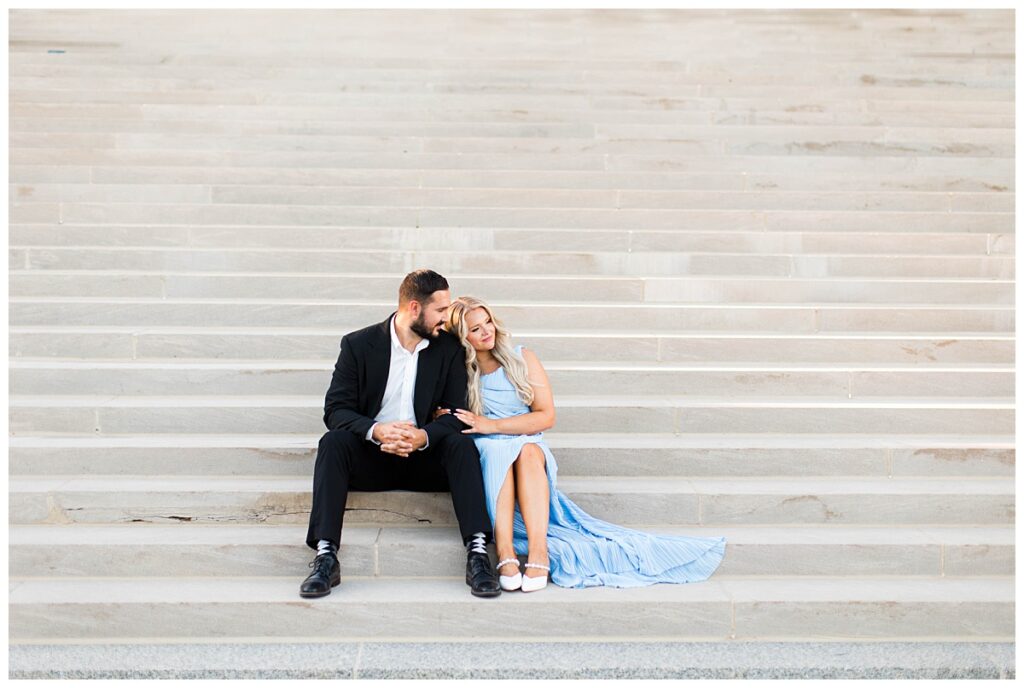 classic engagement session at nelson atkins